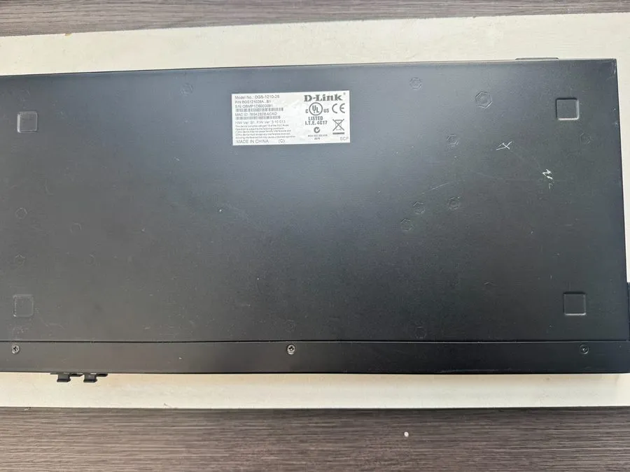 Коммутатор D-Link DGS-1210-28 28-Port PoE Gigabit Web Smart Switch — фото лота 4