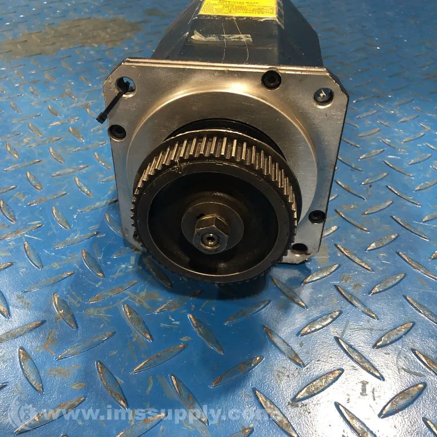 Серводвигатель Fanuc 6/2000 A06B-0127-B175 AC Servo Motor 1.0kW