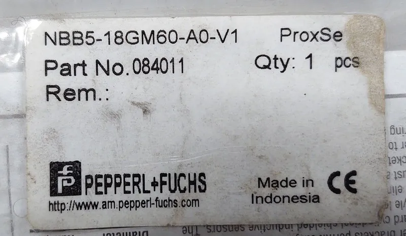 Датчик приближения Pepperl 084011 NBB5-18GM60-A0-V1 Inductive Proximity Sensor