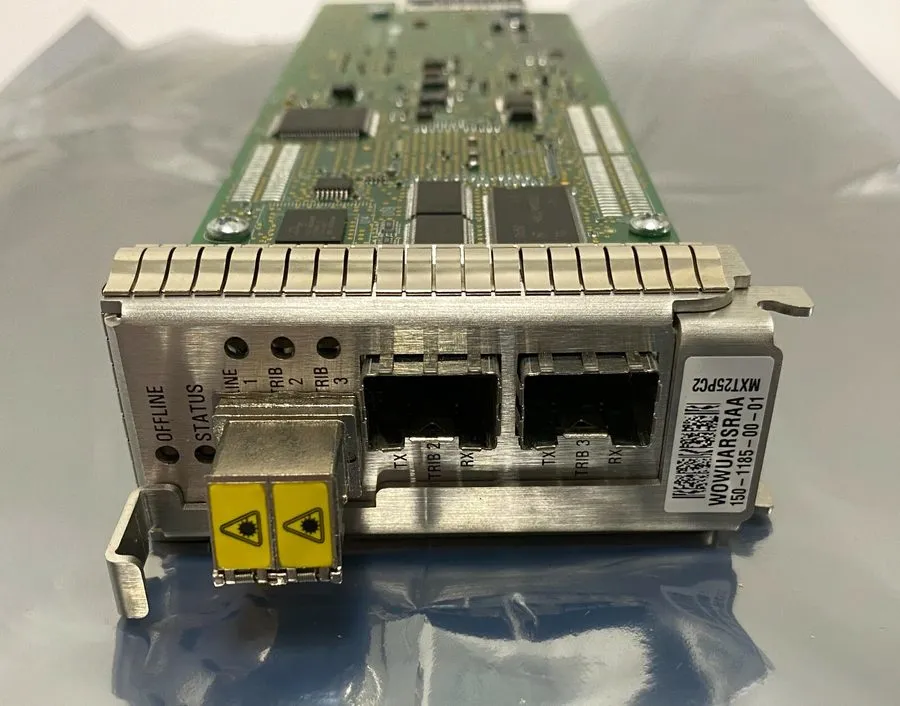 Оптический модуль ADVA MOVAZ FSP 3000RE DATA MUXPDR MTHBD 2.5G OTU-1 TUNABLE 2-P