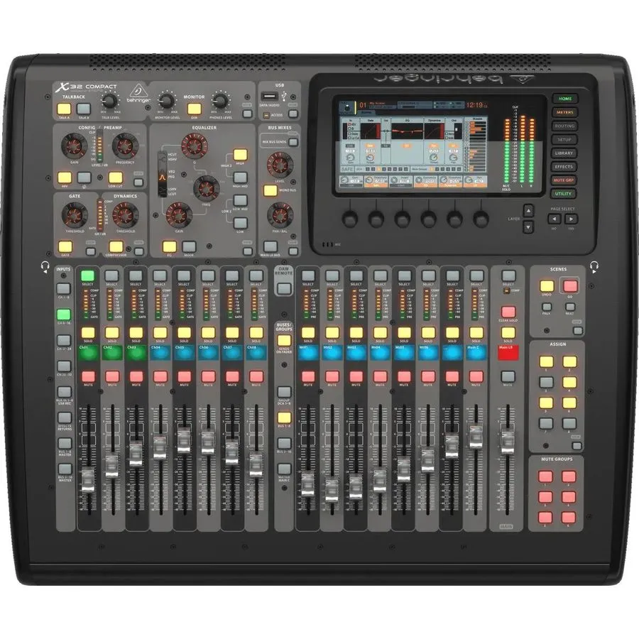 Микшерный пульт Behringer X32 Compact 32-Channel 40-Input, 25-Bus Digital Mixing