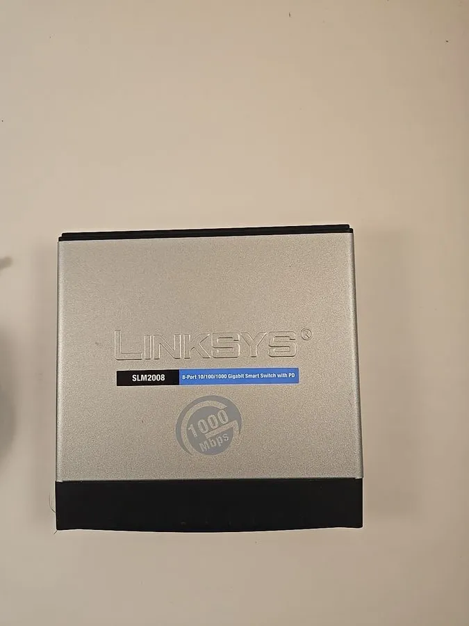 Коммутатор Linksys SLM2008 8 port 10/100/1000 gigabit smart swithc w/ pd — фото лота 1