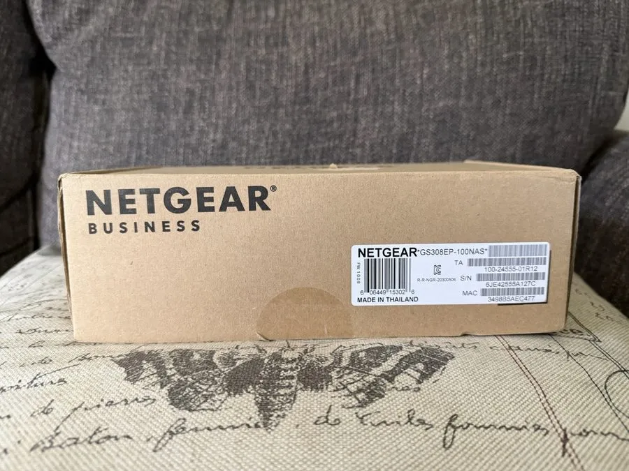 Коммутатор NETGEAR GS308EP 8-Port Gigabit PoE+ Smart Managed Ethernet Switch 62W