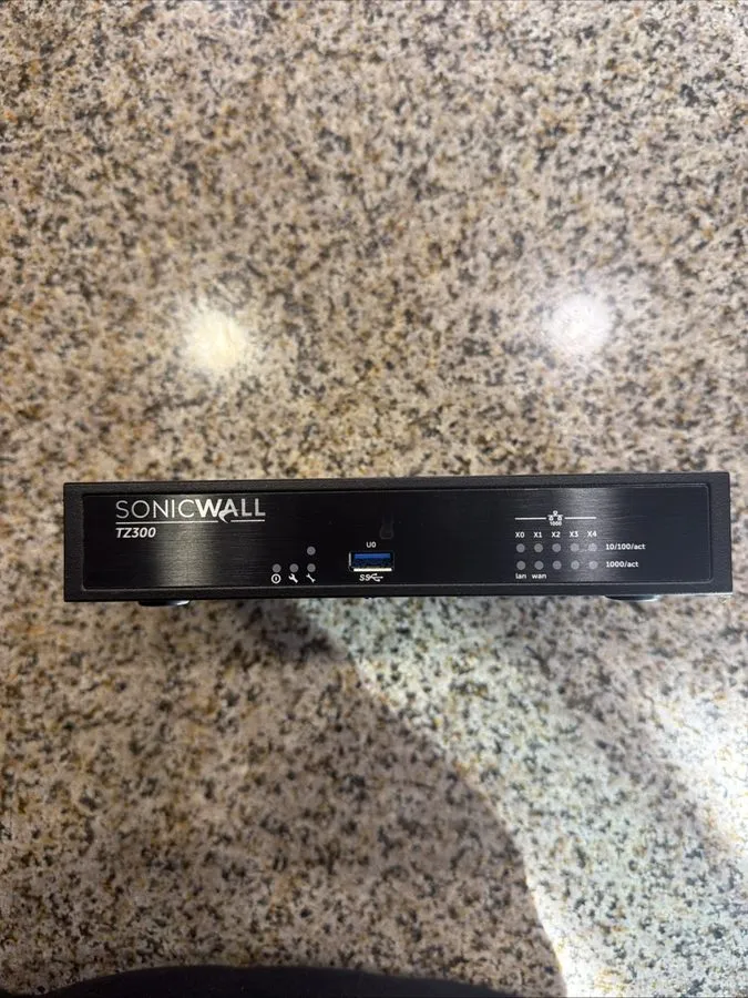 Межсетевой экран Dell SonicWALL TZ300 Network Security Appliance Firewall Router