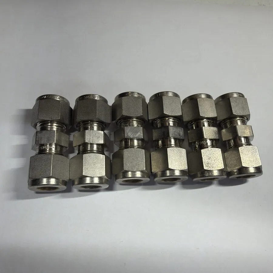 Фитинг 1 Swagelok Stainless Steel Union Fitting, 3/8" OD Tube, SS-600-6 — фото лота 1