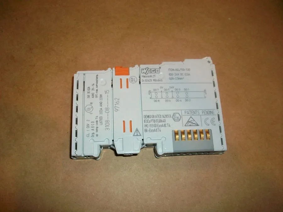 Модуль ввода-вывода WAGO 8-Channel Output Module 24VDC 750-530