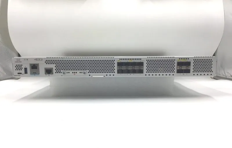 Маршрутизатор Cisco C8500L-8S4X CISCO 8500 8 X 1GE, 4 X SFP, 4 X 10GE — фото лота 4