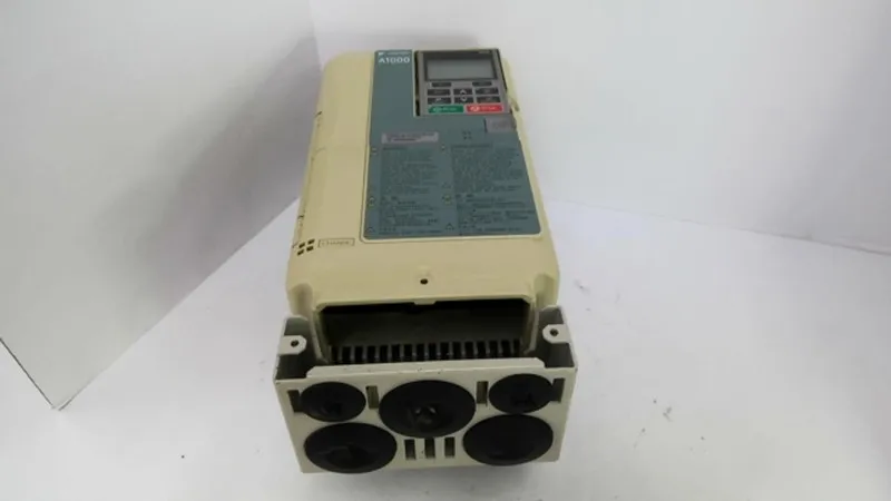 Электропривод Yaskawa CIMR-AU2A0018FAA A1000 Drive AC 3PH 0-240V 0-400HZ 17.5A/1