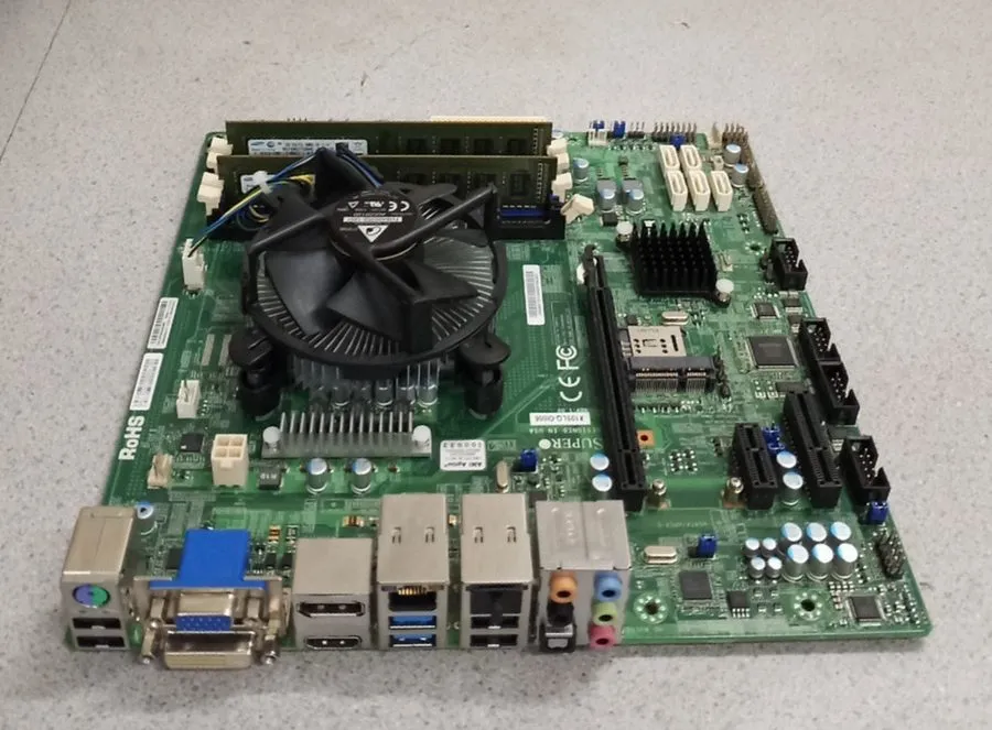Материнская плата SuperMicro X10SLQ-OI006 Single Channel Server Motherboard