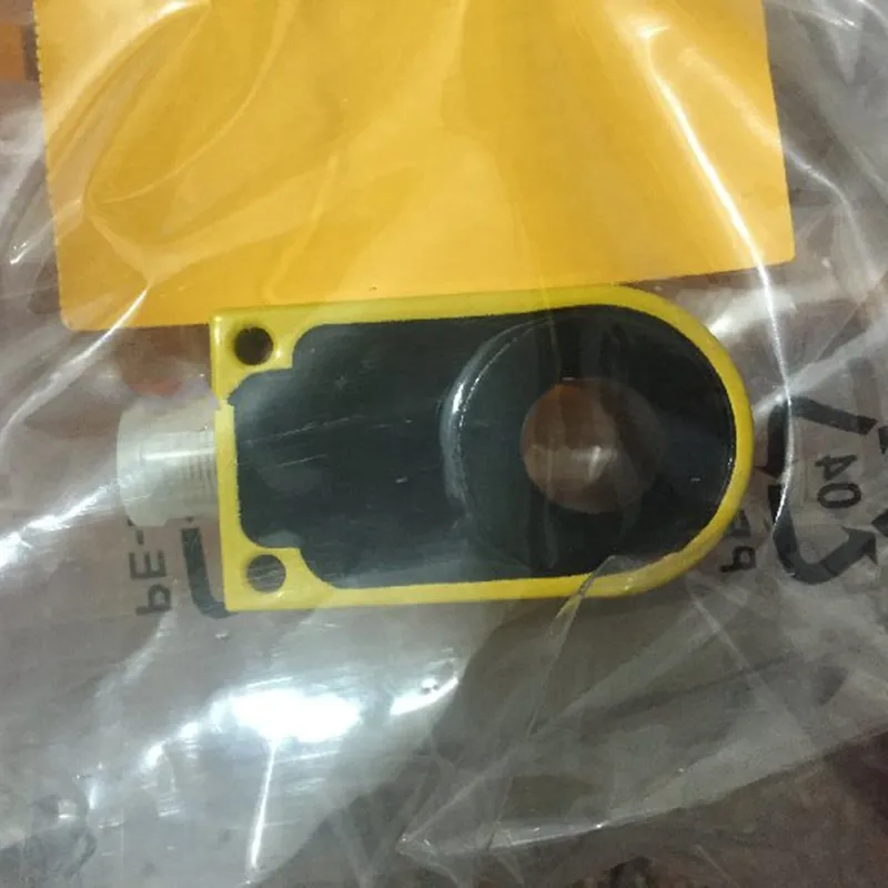 Датчик приближения Turck Proximity Sensor Switch BI10R-W30-DAN6X-H1141