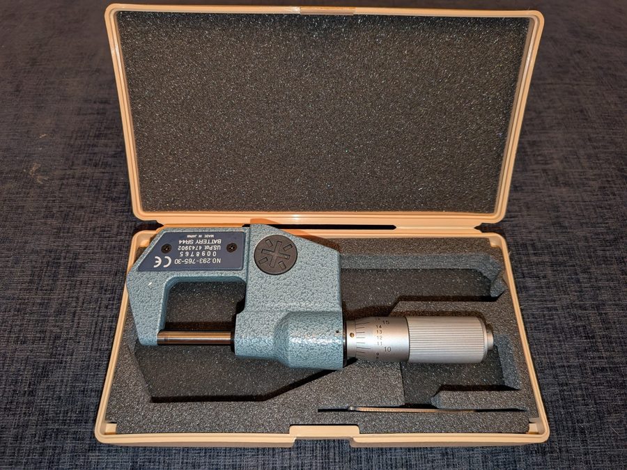 Микрометр Mitutoyo 293-765-30 Digital Micrometer with Case 0-1'' .00005'' 0.001m