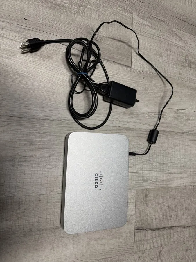 Маршрутизатор Cisco Meraki MX60 Cloud Firewall 5-Port GbE Router Enterprise 600-