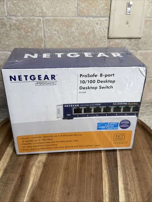 Коммутатор Netgear Prosafe 8-PORT Fast Ethernet Switch Desktop Switch FS108