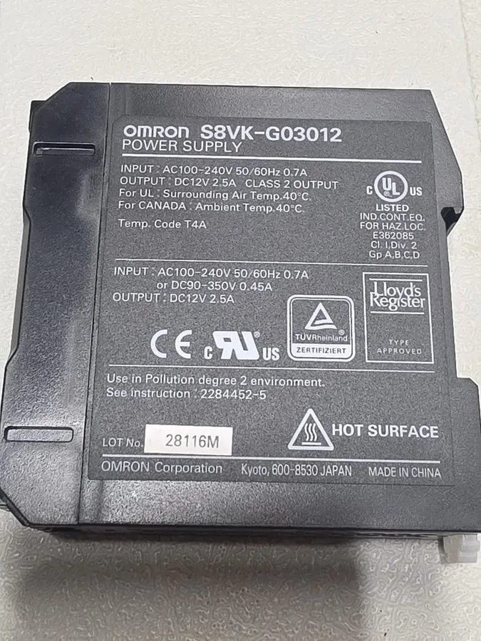 Блок питания OMRON S8VK-G03012 12V DC 30W 2.5A DIN RAIL DC POWER SUPPLY 12 V 30 