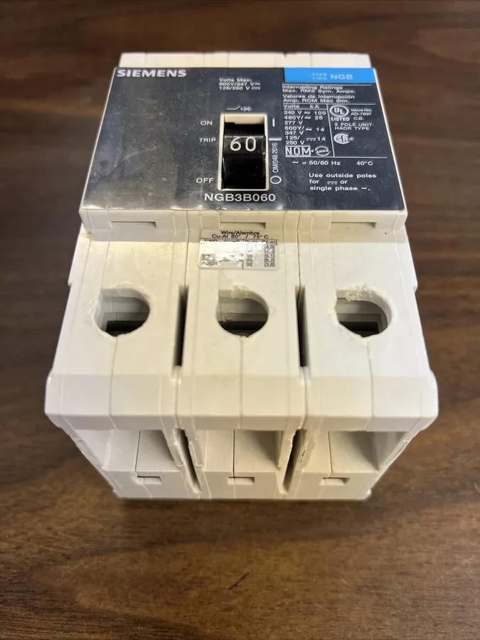 Автоматический выключатель Siemens NGB3B060 Molded Case Circuit Breaker 3 Pole 6