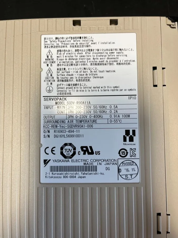 Сервопривод Yaskawa Electric Corporation SGDV-R90A11A Servopack 3PH 0-230V 0-400