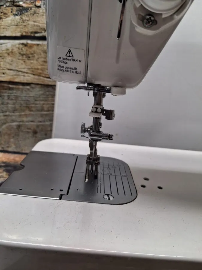 Оборудование рекламного производства Juki TL2000QI High Speed Sewing and Quiltin — фото лота 1