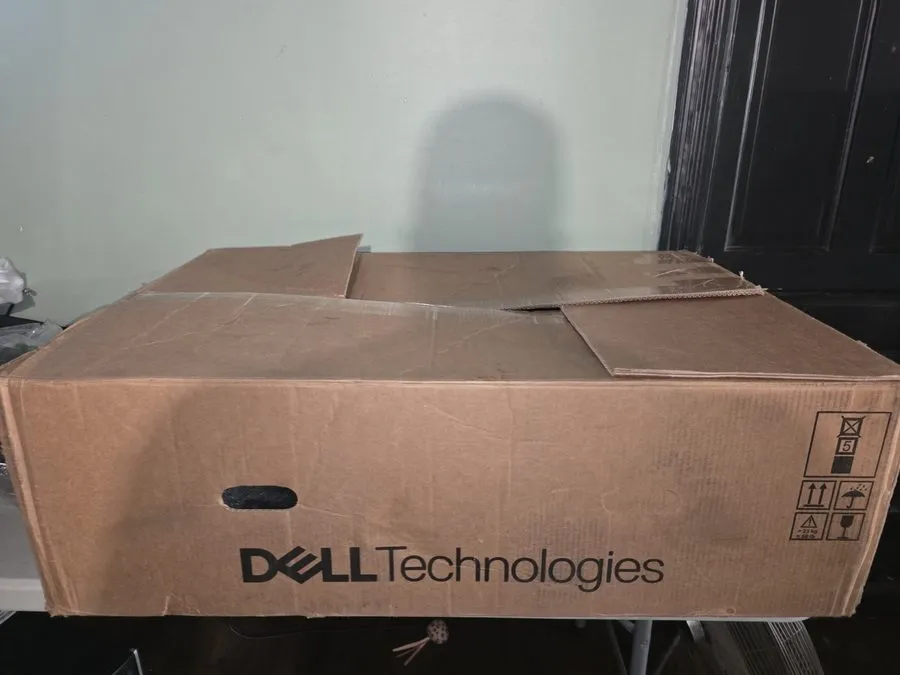 Сервер Dell PowerEdge R740 E38S001 Server E38S