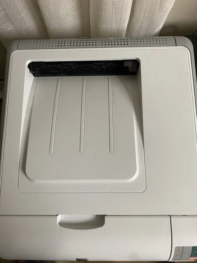 VoIP-шлюз HP LaserJet CP1215 Workgroup Laser Printer With CD Software