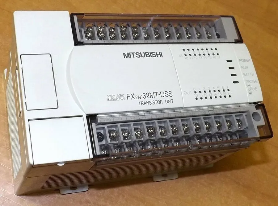 ПЛК MITSUBISHI PLC FX2N32MTDSS It in good condition