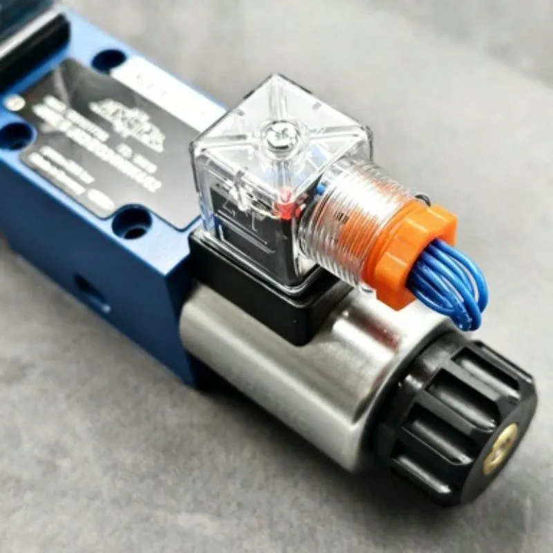 Пневмораспределитель REXROTH HYDRAULIC DIRECTIONAL CONTROL VALVE R978017756