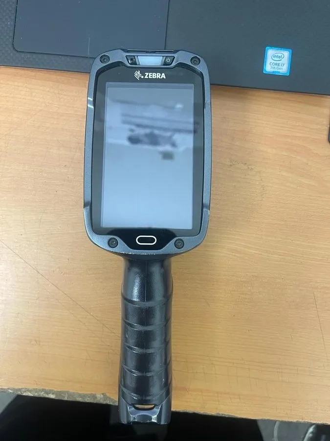 Сканер штрих-кода Zebra TC8300 TC83BH-3205A710NA Handheld Touch Scanner, Barcode