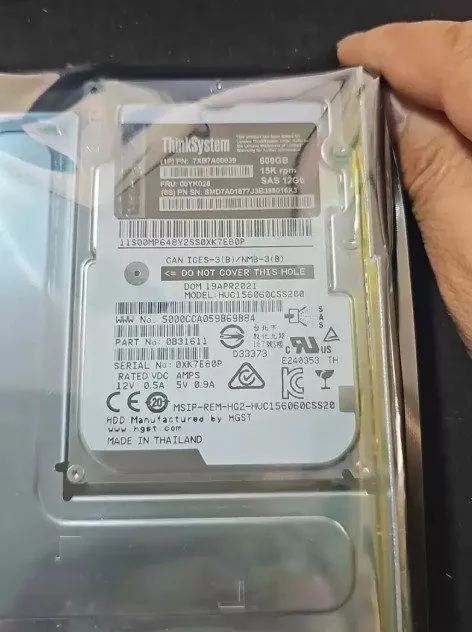 Сервер Lenovo 7XB7A00039 00YK028 600GB 15K 3.5"SAS 12G Server HDD Hard Drive
