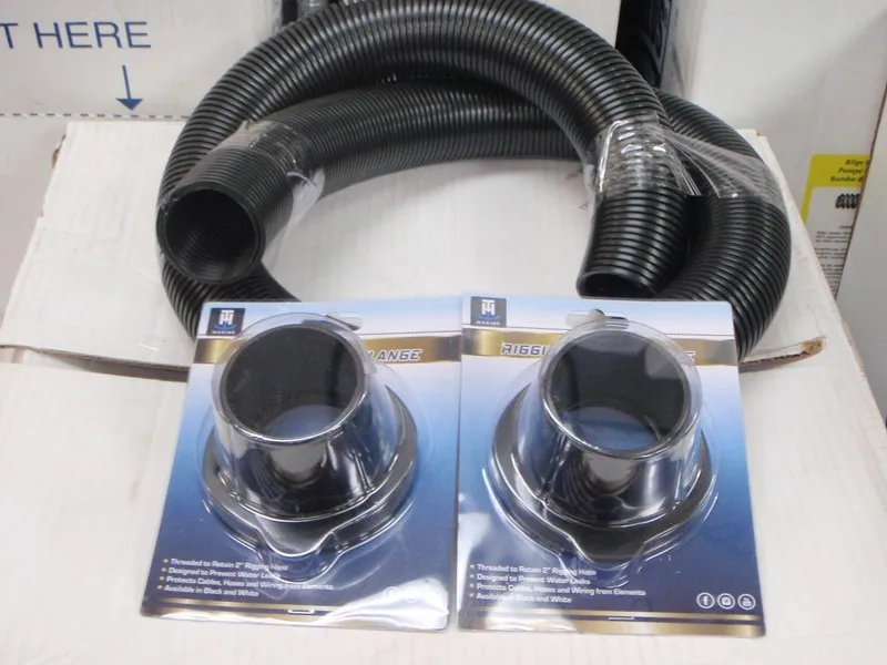 Складское оборудование RIGGING HOSE OUTBOARD 2" INSIDE BLACK 5 FEET TUBE 1262000