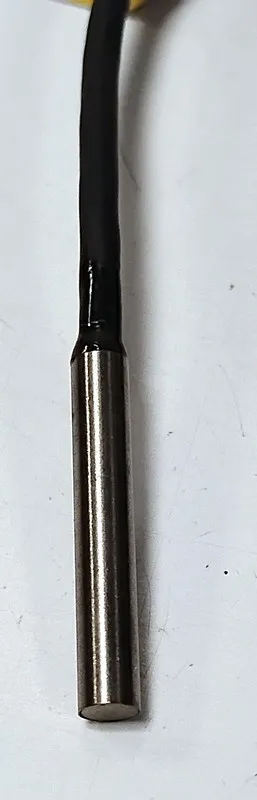 Датчик приближения E2E-CR8B1 Omron Proximity Switch Sensor