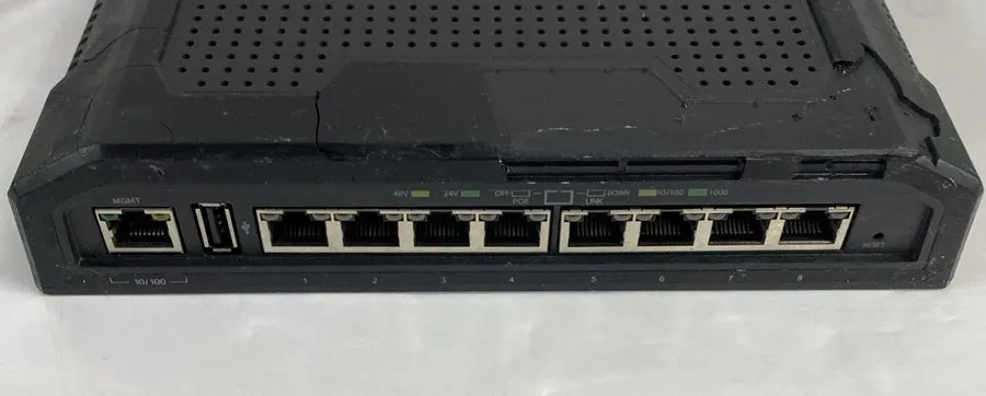 Коммутатор Ubiquiti TS-8-PRO ToughSwitch Pro 8-Port Gigabit PoE Switch 150W Mana