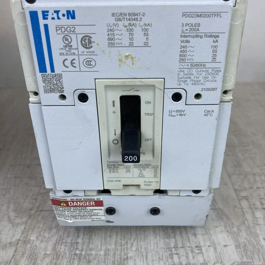 Автоматический выключатель Eaton PDG23M0200TFFL 3 Pole 200 Amp 600 Volt 65kA@480 — фото лота 1
