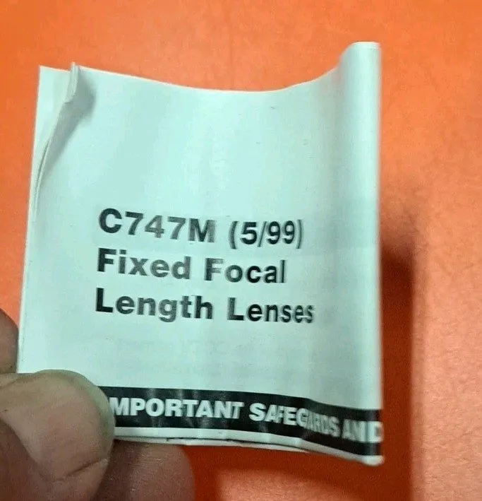 Камера Pelco C747M Fixed Focal Length CCTV Camera Lens — фото лота 1