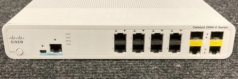 Коммутатор Cisco Catalyst 2960 WS-C2960C-8TC-L 8-Ports Desktop Ethernet Switch — фото лота 3