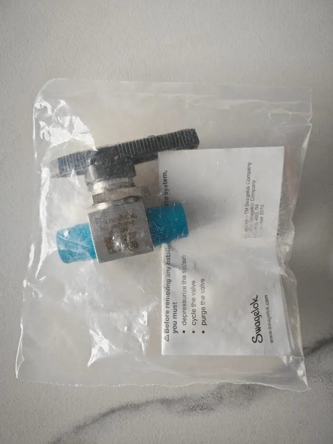 Клапан 2 Qty Swagelok SS-43GM4 Stainless Steel 40G Series Ball Valve — фото лота 1