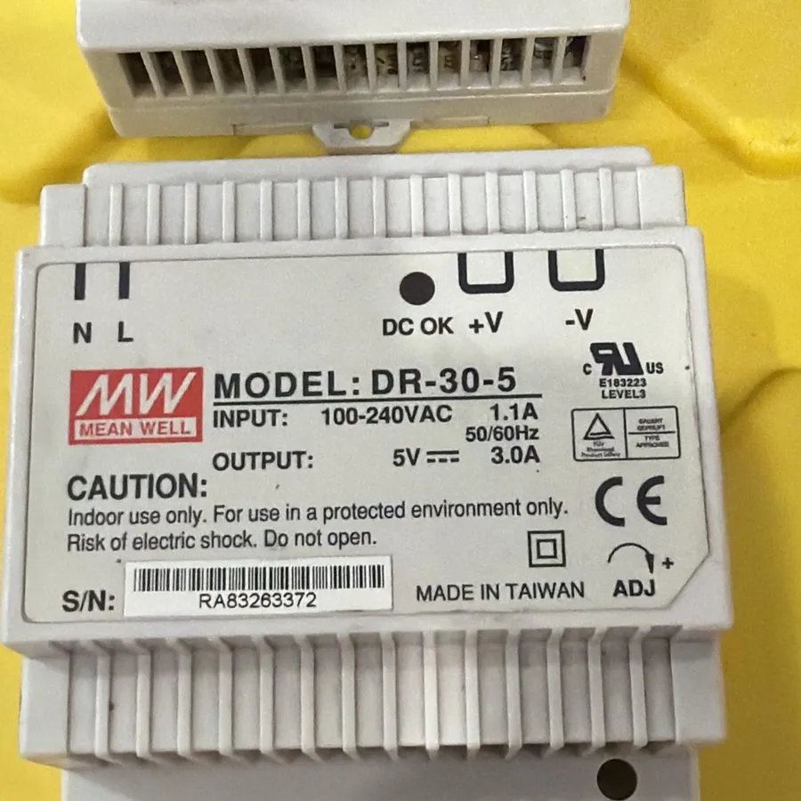 Блок питания MEAN WELL MODEL DR-30-5 100-240VAC DIN RAIL POWER SUPPLY (TPS97)
