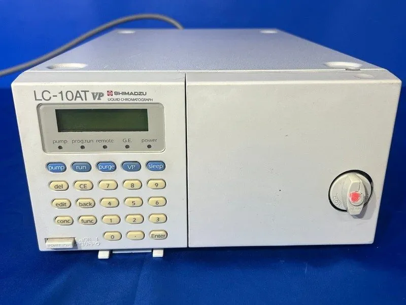 Хроматограф Shimadzu LC-10ATvp HPLC Pump Liquid Chromatograph