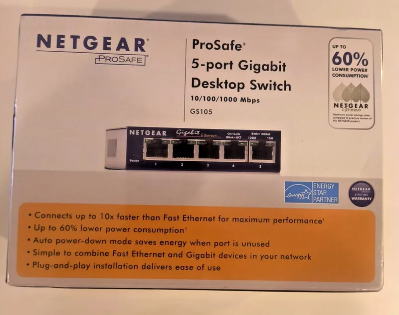 Коммутатор NETGEAR ProSafe GS105 Desktop Switch 5-Port Gigabit GS105NA