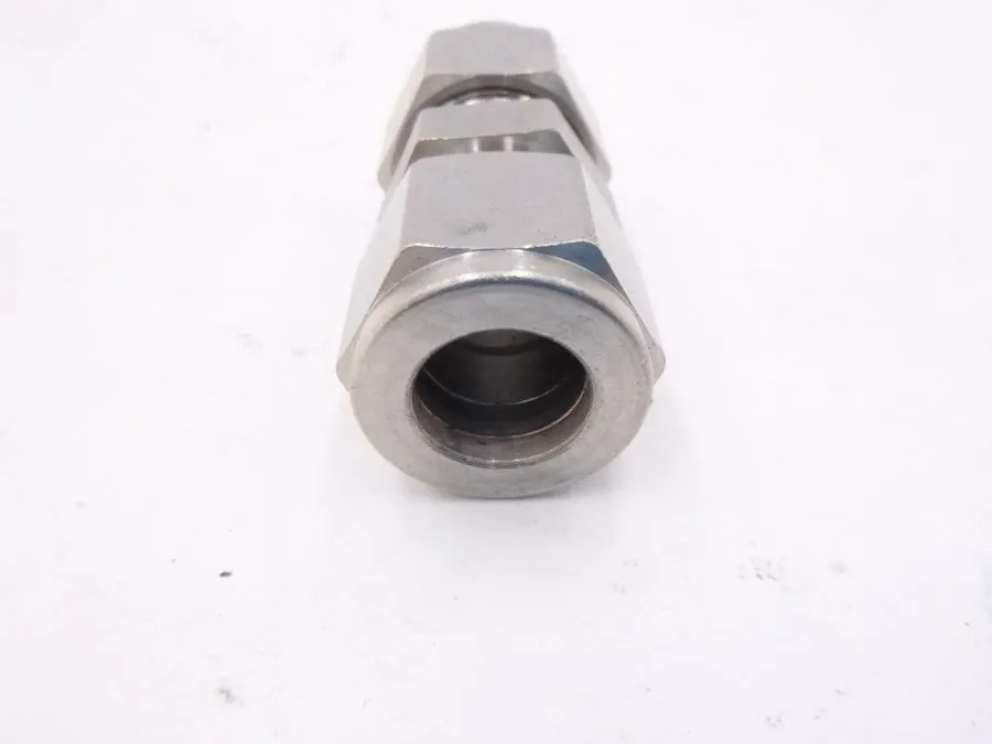 Фитинг 1 Swagelok Stainless Steel Union Fitting 1/2" OD Tube SS-810-6