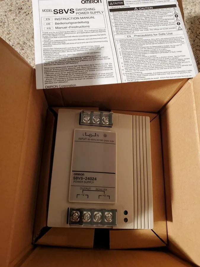 Блок питания Omron S8VS-24024 Switch Mode Power Supply 240W 24VDC 10A DIN Rail