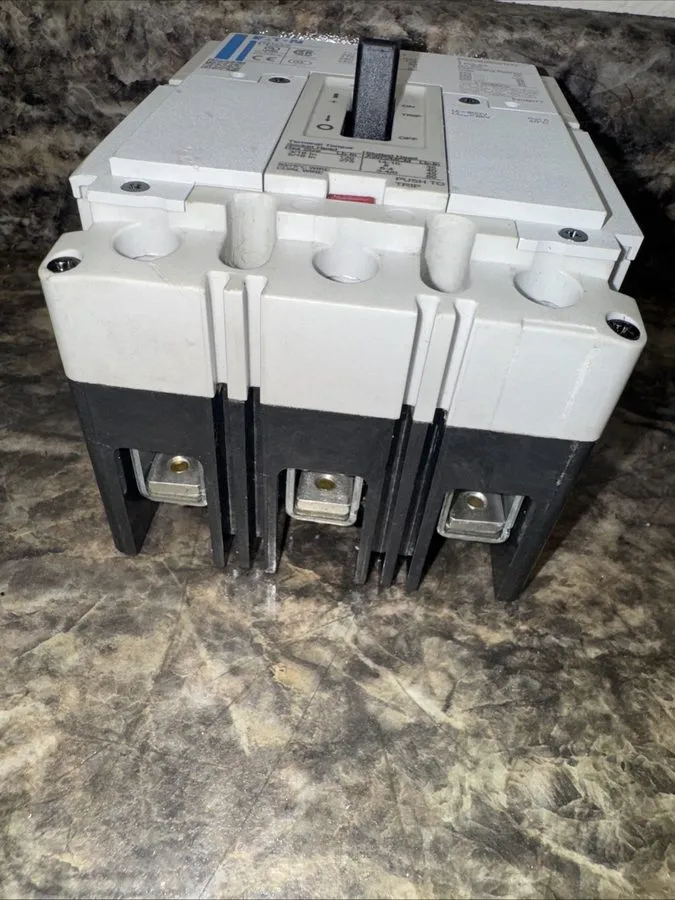 Автоматический выключатель Surplus Eaton PDG23M0020TFFL 3Pole 20Amp 600v Circuit