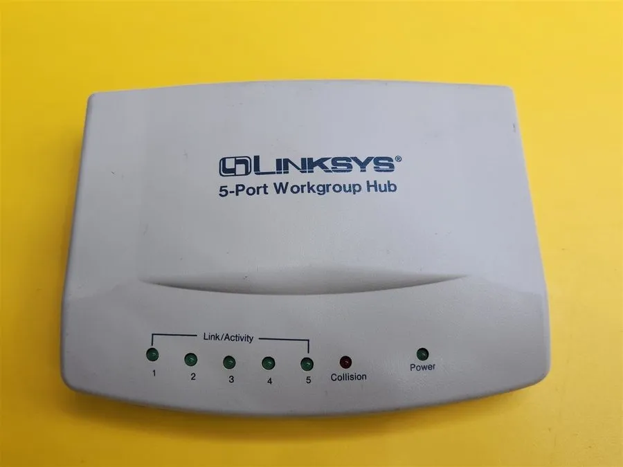 Коммутатор Linksys Ethernet 5-Port Workgroup Hub EW5HUB