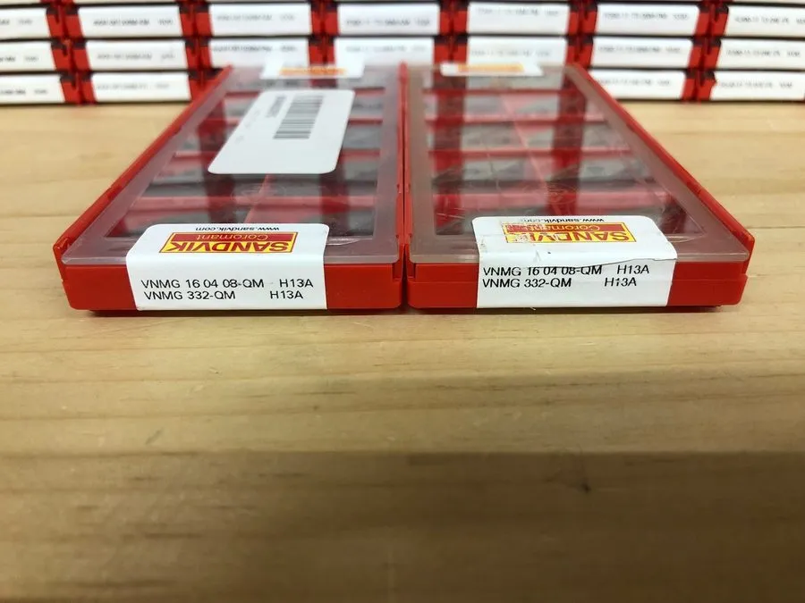 Режущий инструмент VNMG 16 04 08-QM VNMG 332-QM 235 TURNING INSERT SANDVIK