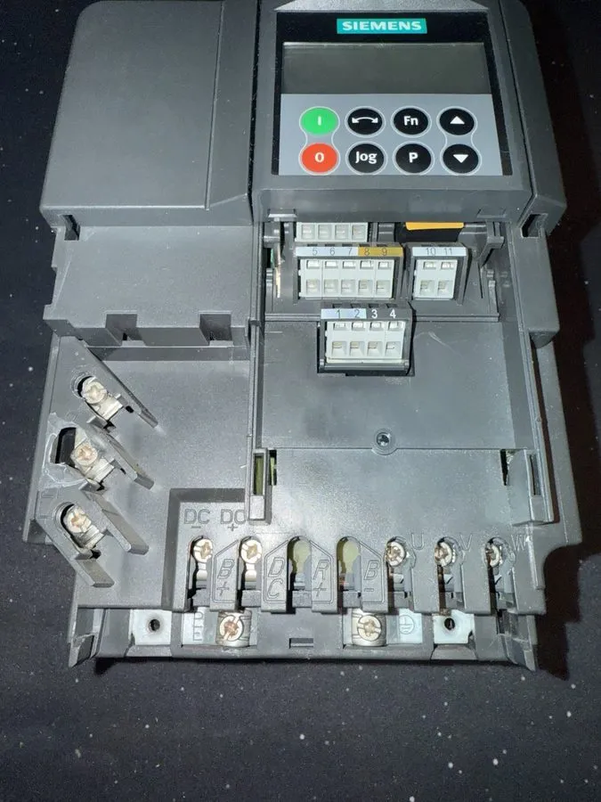 Частотный преобразователь Siemens 6SE6420-2UC22-2BA1 MICROMASTER420 without filt — фото лота 2