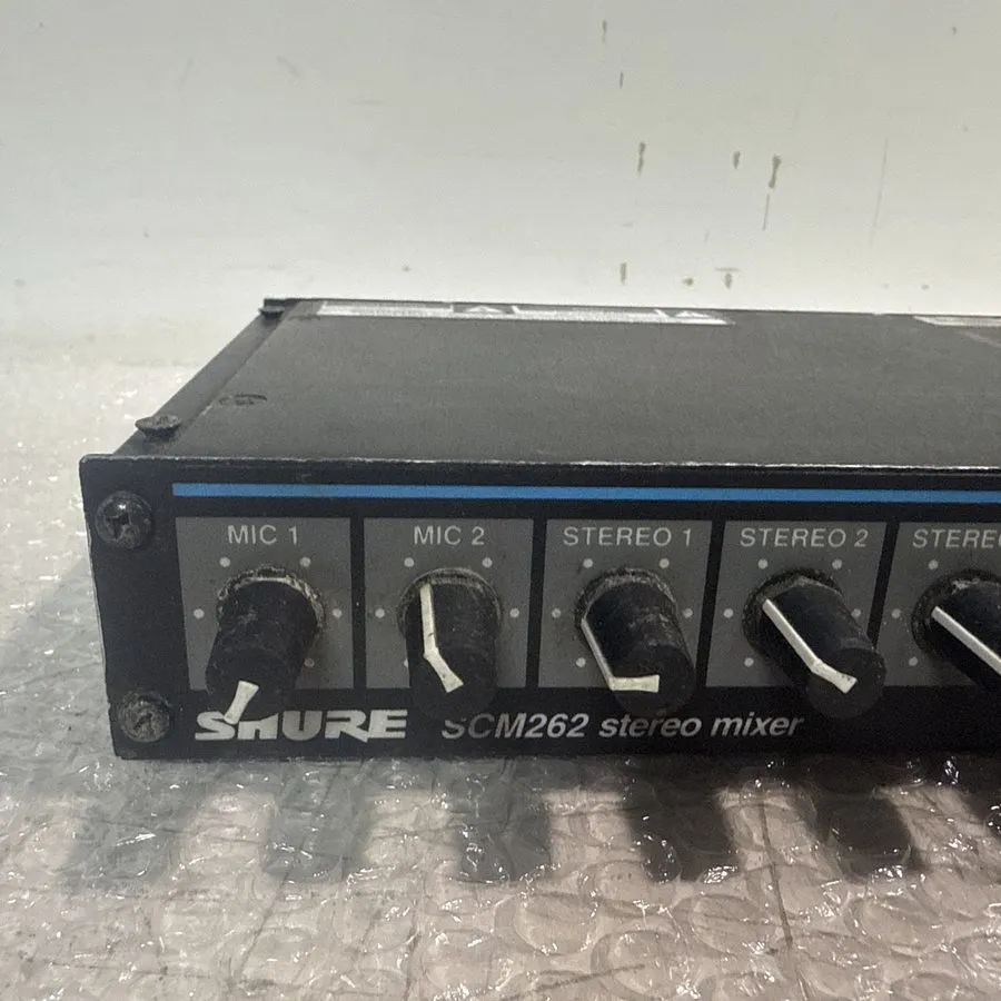 Микшерный пульт Shure SCM262 Microphone Mixer 2 SLIGHTLY DAMAGED KNOBS w5c