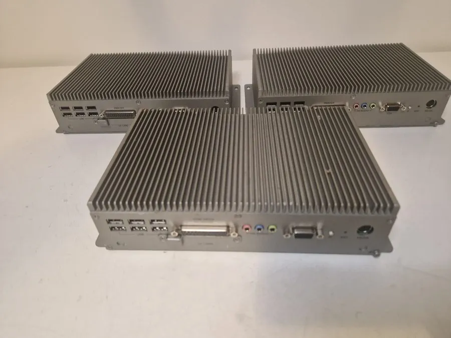 Промышленный компьютер Advantech Industrial Computer UNO-2174A-A33E 9-36VDC 5A