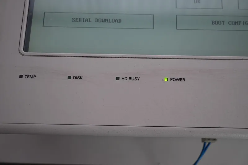 Панель оператора Siemens 6AV3637-1PL00-0AX0 Touch Panel TP37 24V DC 1.3A HMI