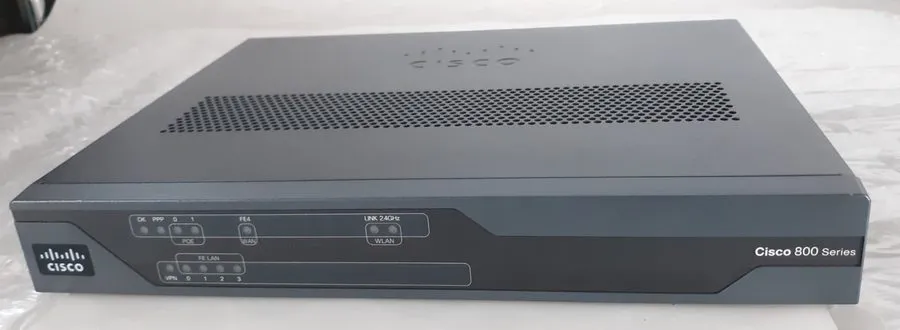 Маршрутизатор Cisco 881W 4-Port 10/100 Wireless N Router (C881W-A-K9)
