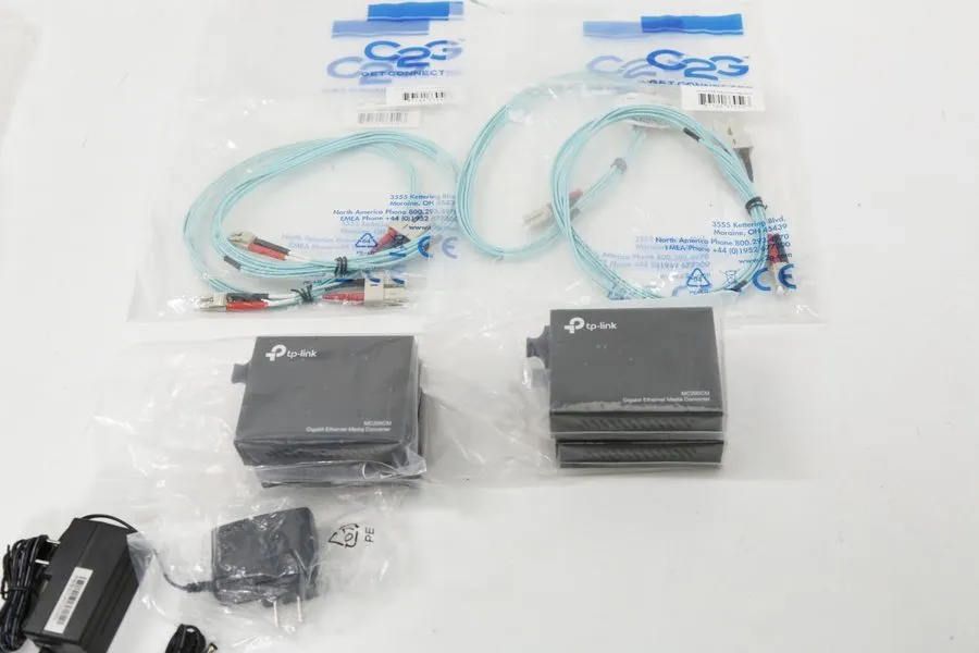 Медиаконвертер TP-Link MC200CM Gigabit RJ45 to Gigabit Multi-Mode SC Fiber Media