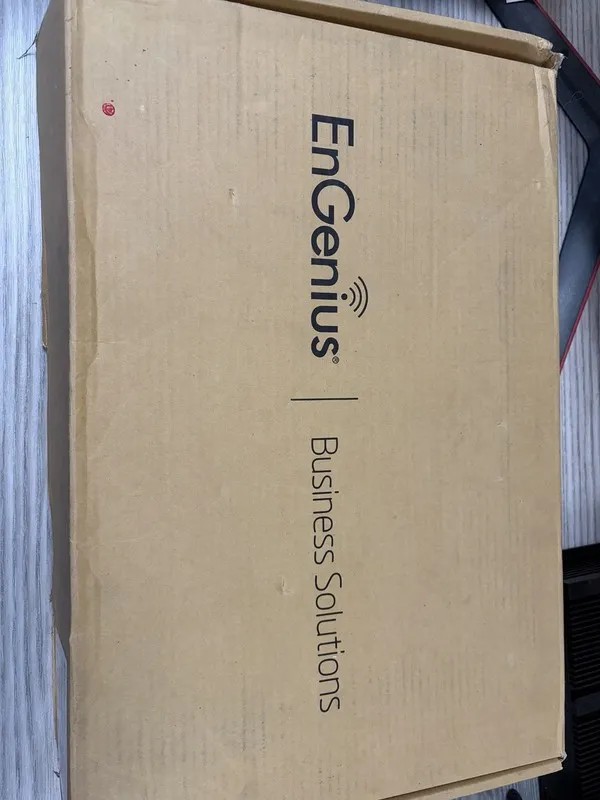 Коммутатор EnGenius EWS1200-28TFP 24-Port Managed Gigabit 410W PoE+ Switch