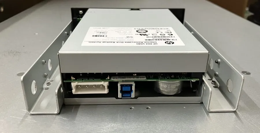 Накопитель RDX HP BRSLA-1101-DC RDX B7B62A USB3 Internal Removable Disk Backup S